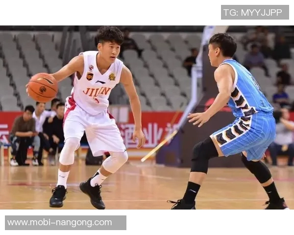 海斯谈三分球投篮技巧:接球即投是我常练的节奏掌控