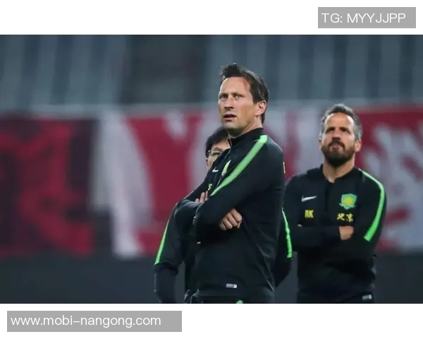 国安新援茹子楠与邓捷夫加盟助力球队防线升级 国安新援茹子楠与邓捷夫加盟助力球队防线升级